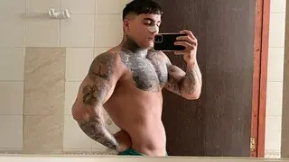 Enter DerrickPierc VIP Show