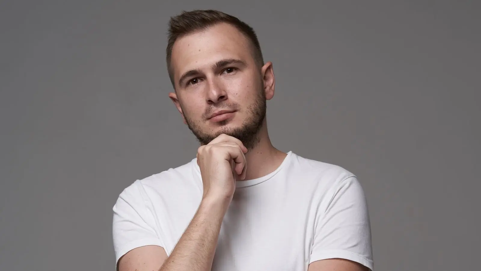 Enter Kirtoni VIP Show