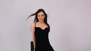 Enter AliceMellin VIP Show