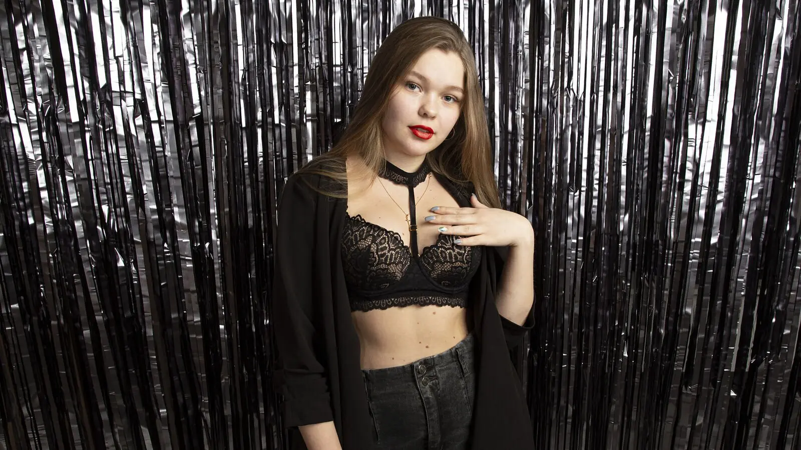 Enter AndreaParish VIP Show