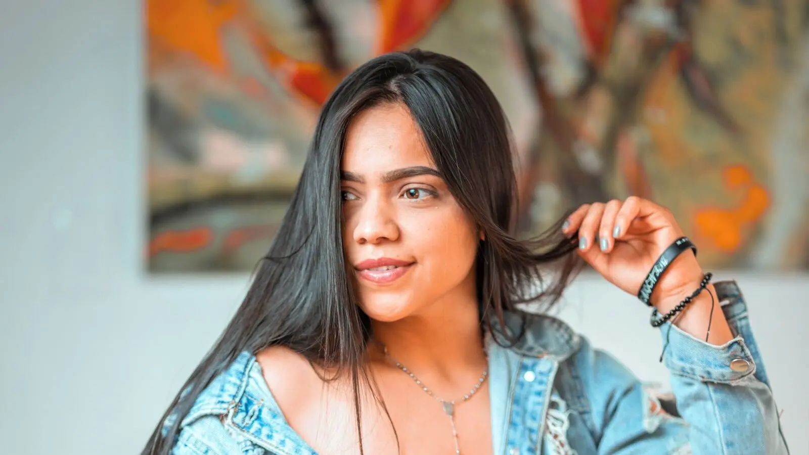 Enter EmySantos VIP Show