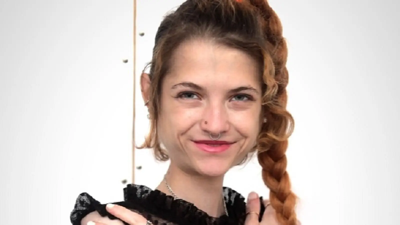 Enter KittyCaitlin VIP Show