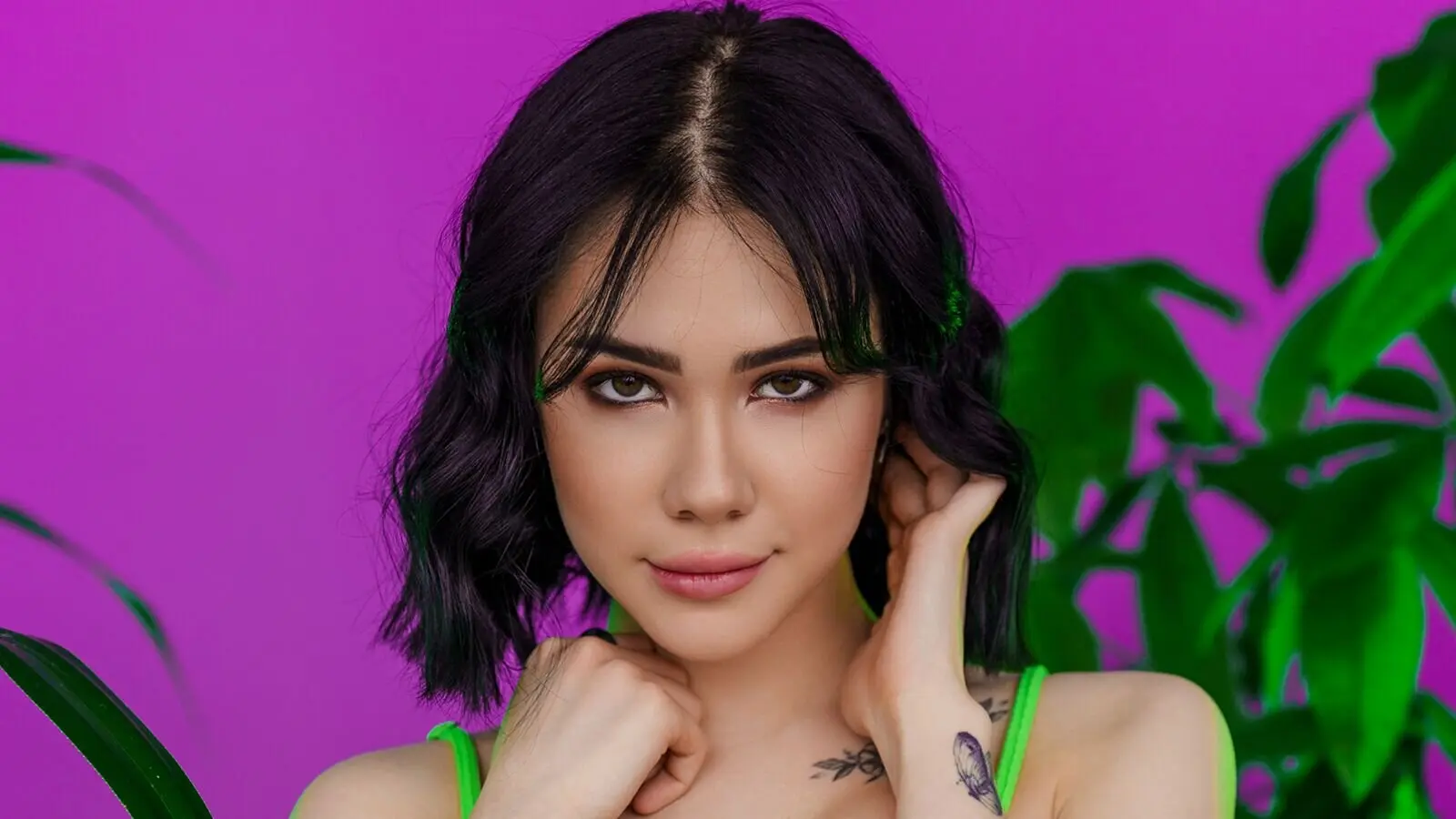 Enter MadisonLi VIP Show