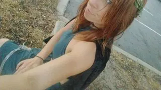 Enter MollyDevine VIP Show