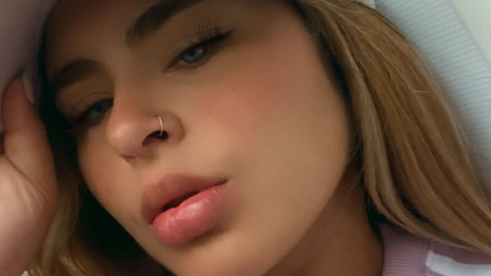 Enter TararaGalindo VIP Show